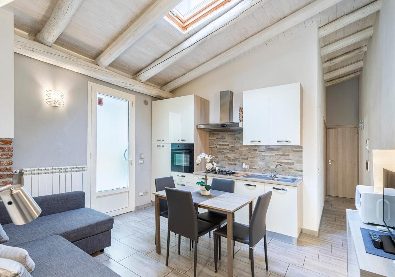 Otherside House In Torino Apartment Ngoại thất bức ảnh